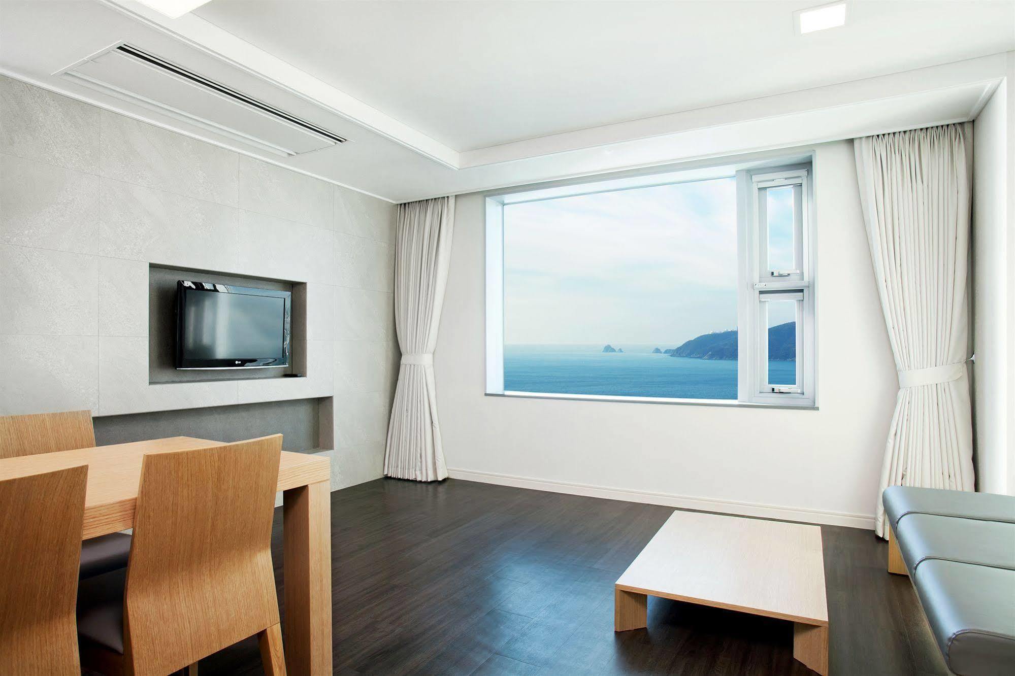 Hanwha Resort Haeundae Пусан Екстериор снимка